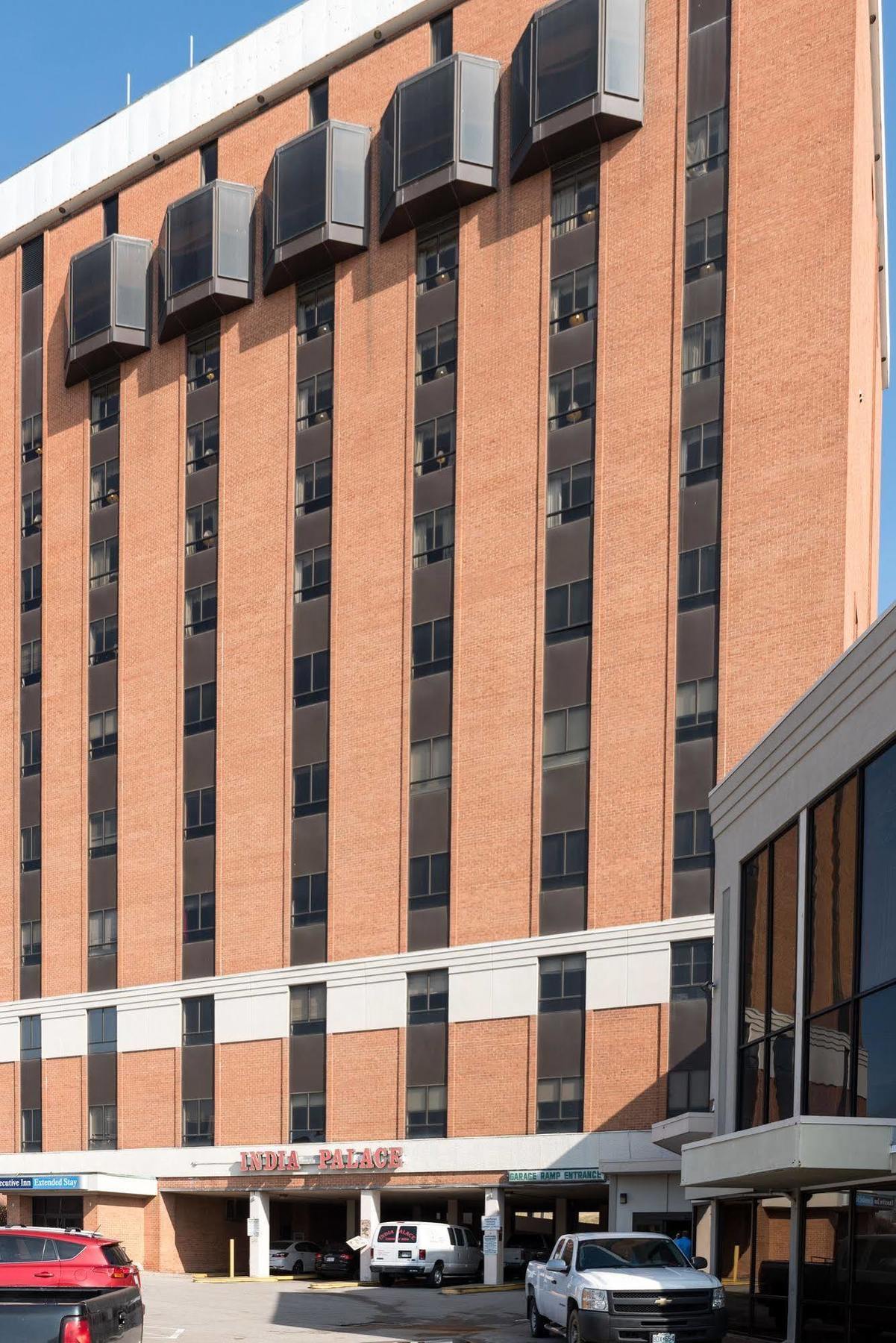 Kaiser Hotel Bridgeton Exteriér fotografie